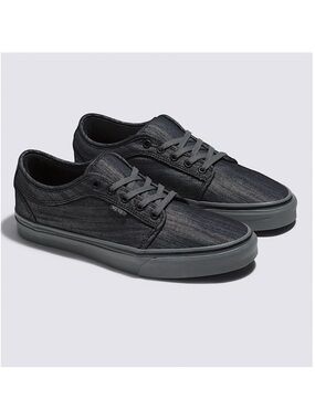 Vans Skate Chukka Low Shoe
Black/ Grey Women 9.0 US
Mens 7.5 US